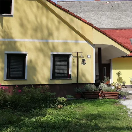 Yellow House Apartamento